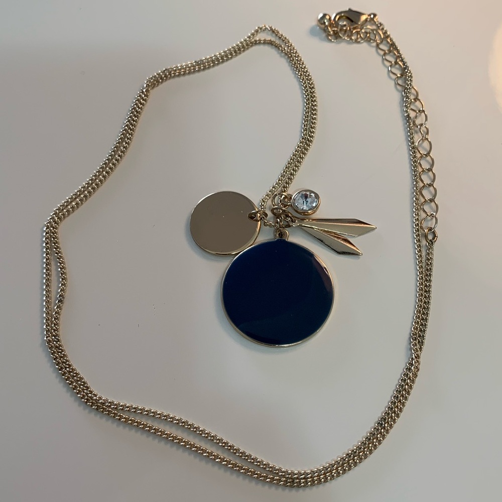 Forever 21 Gold Circle Charm Necklace
